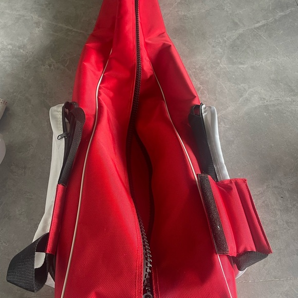 Red and White Fencing Gear Set - Picture 2 of 8